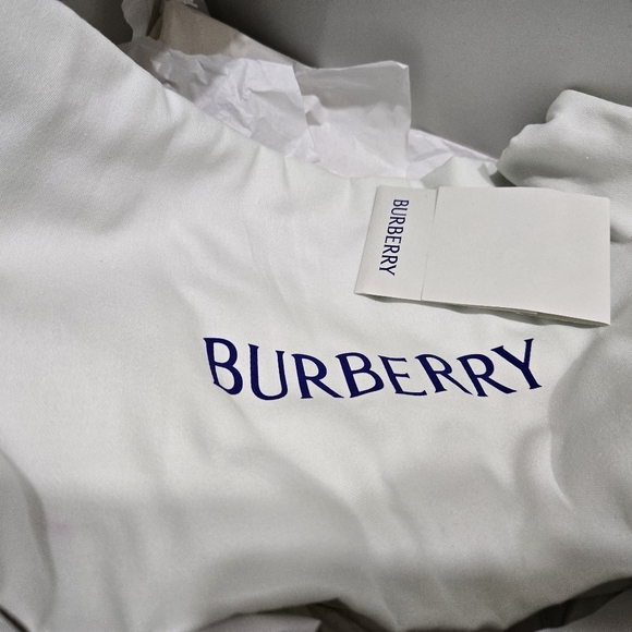 Authentic Burberry rain boots - Picture 5 of 6